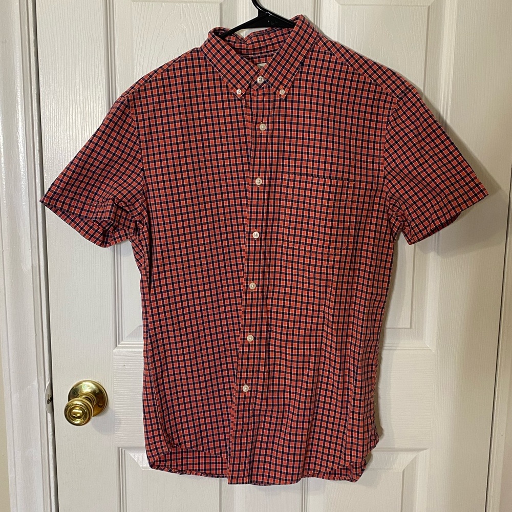 J.Crew Short-sleeve button down in red check- Men’s medium
